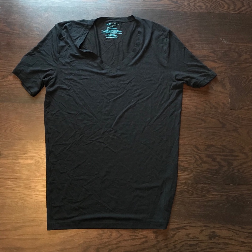 Tommy John New Men's Second Skin Deep V-Neck Shirt